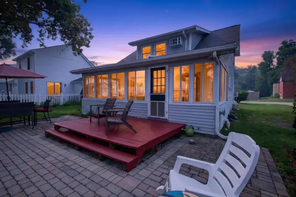 321 Oakwood Avenue, Clarklake, MI 49234