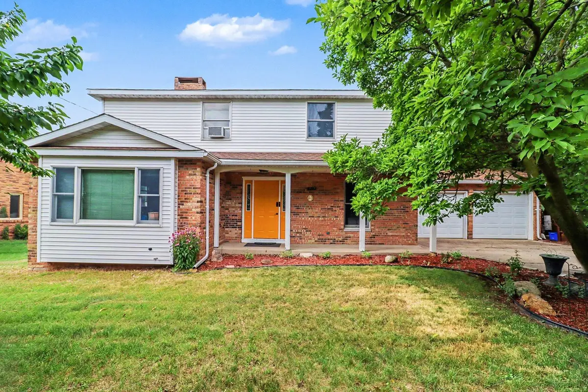515 E Pine Street, Fremont, MI 49412 - #1