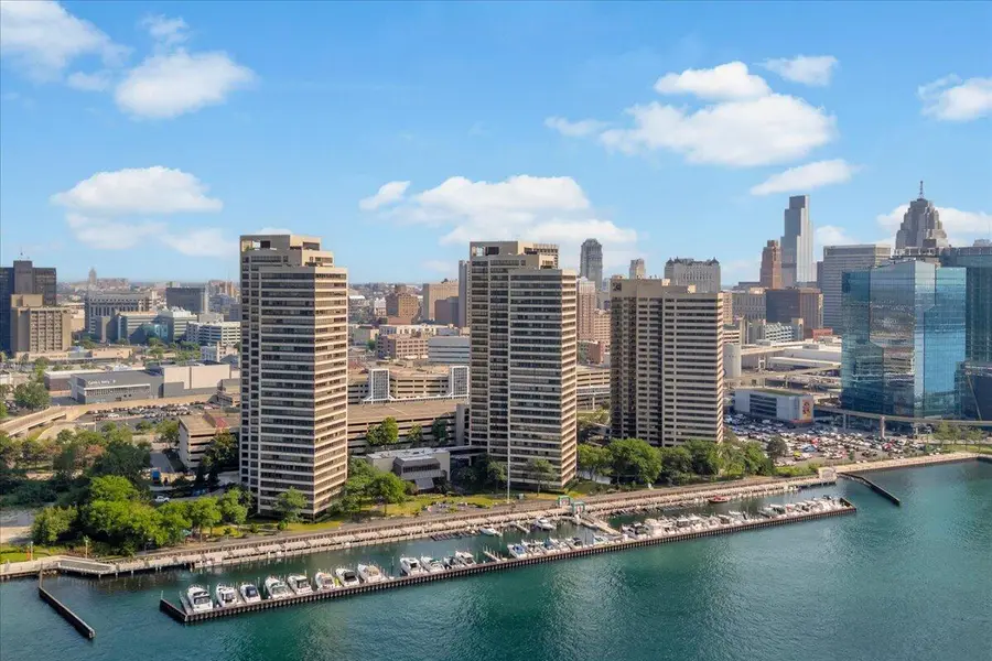 1001 W Jefferson Avenue #8A, Detroit, MI 48226 - #2
