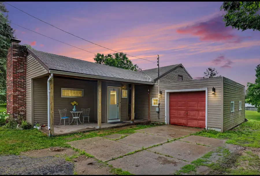 307 N Court Street, Stanton, MI 48888 - #3
