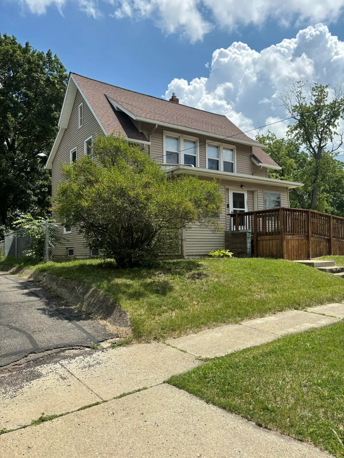 1021 Carl Breeding Way, Jackson, MI 49203 - #1