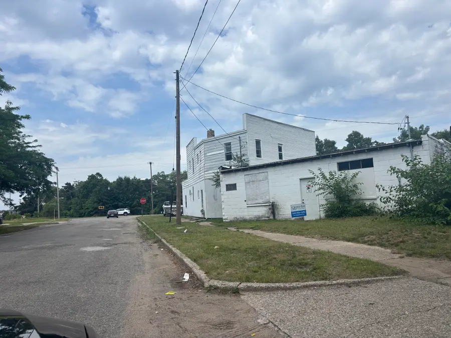 3009&3013 Merriam Street, Muskegon Heights, MI 49444 - #2