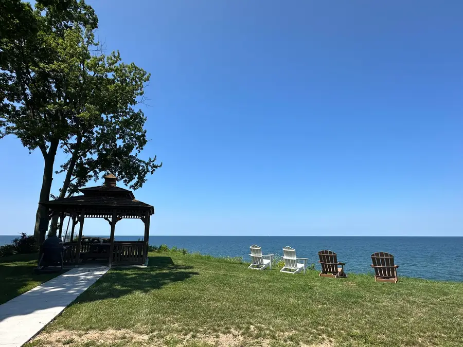 3620 Lakeshore Drive #F3, Saint Joseph, MI 49085 - #2