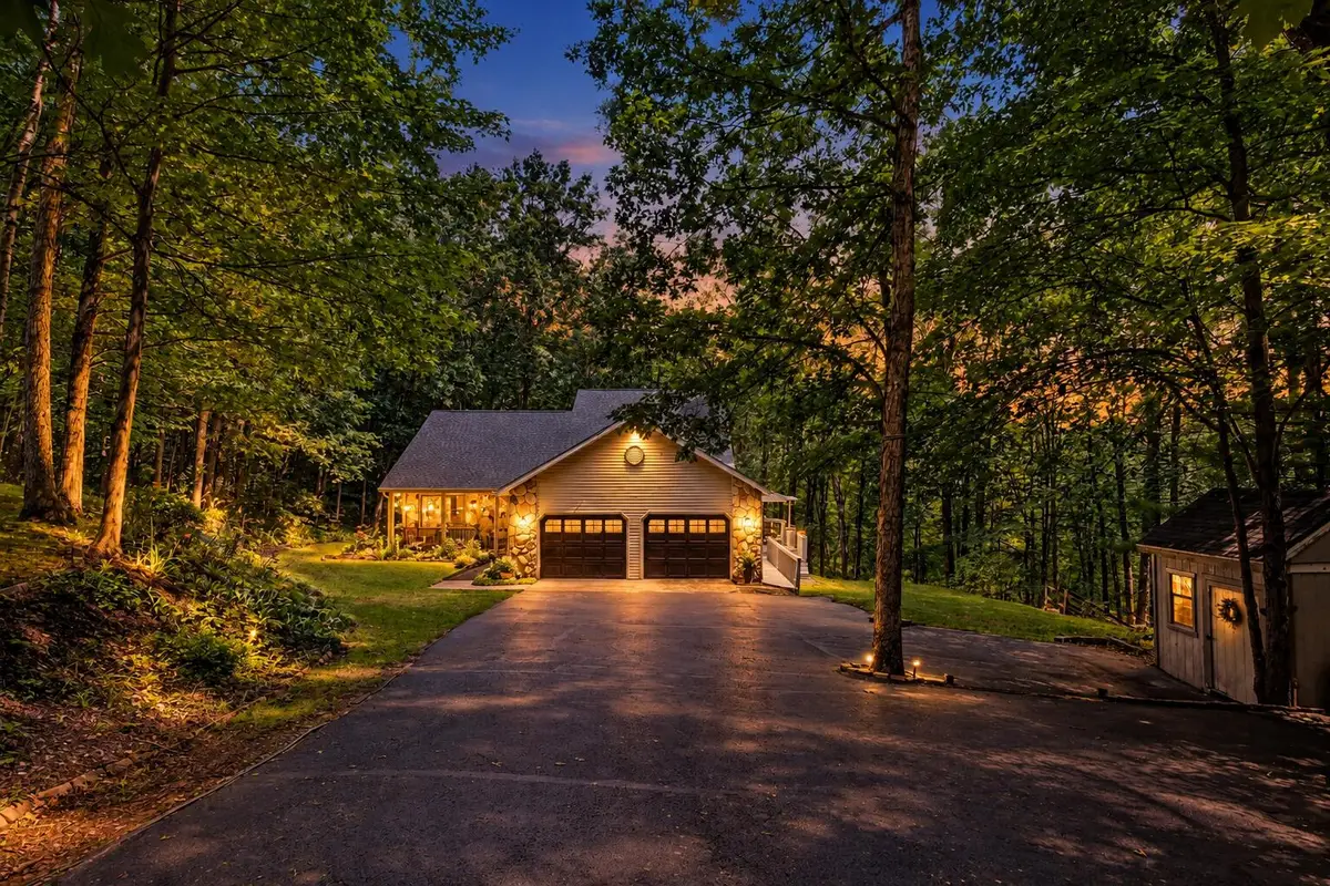 11793 W Baker Road, Greenville, MI 48838 - #1