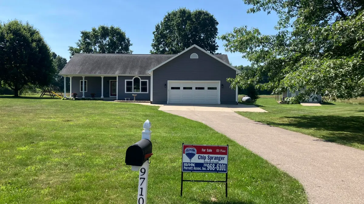 9710 Campbell Lane, Bellevue, MI 49021 - #1