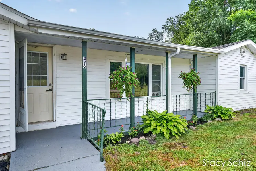 426 N Ionia Road, Vermontville, MI 49096 - #3