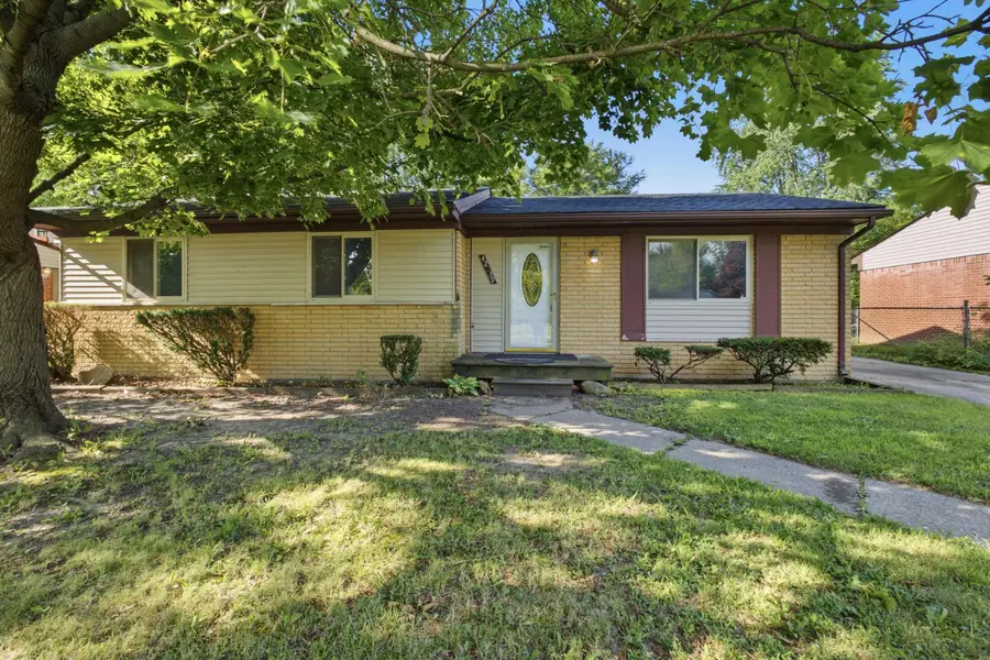 42039 Arthur Street, Belleville, MI 48111 - #2