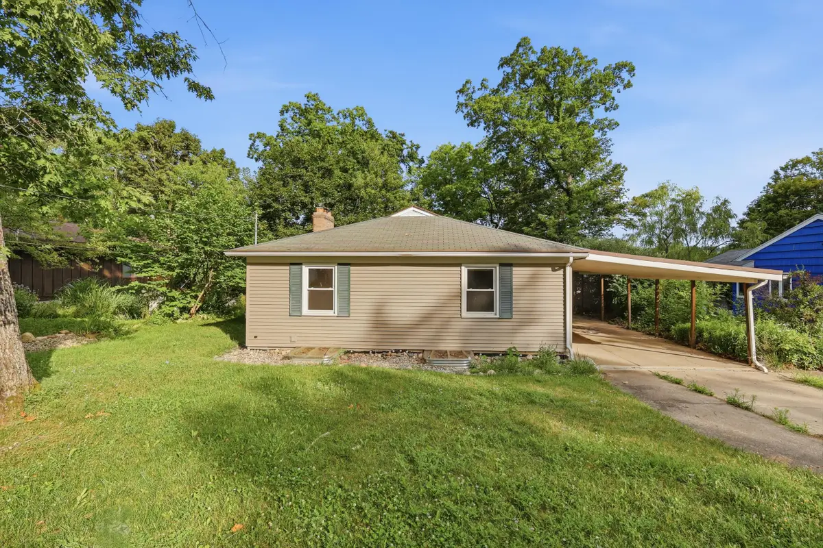 2757 Cascade Springs Drive Se, Grand Rapids, MI 49546 - #1