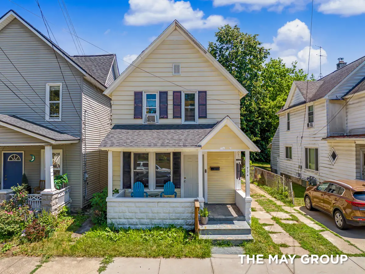 734 Fremont Avenue Nw, Grand Rapids, MI 49504 - #1