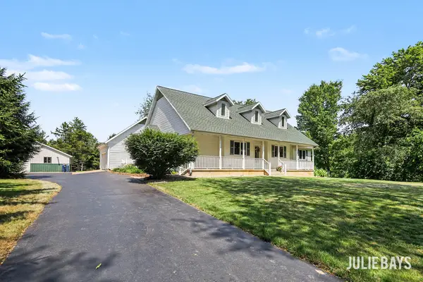 6202 Black Creek Drive, Middleville, MI 49333