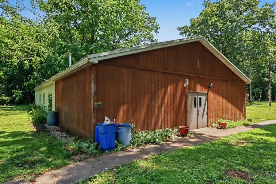 600 Grove Street, Vicksburg, MI 49097 - #3