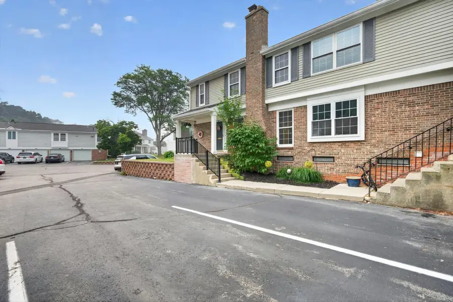 21344 E Glen Haven Circle, Northville, MI 48167 - #3