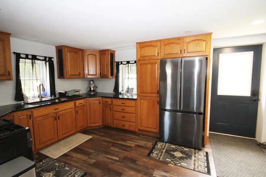 7231 E Y Z Avenue, Vicksburg, MI 49097 - #3