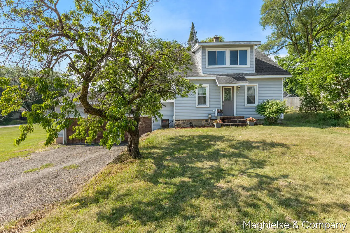 116 Washington Street, Middleville, MI 49333 - #1