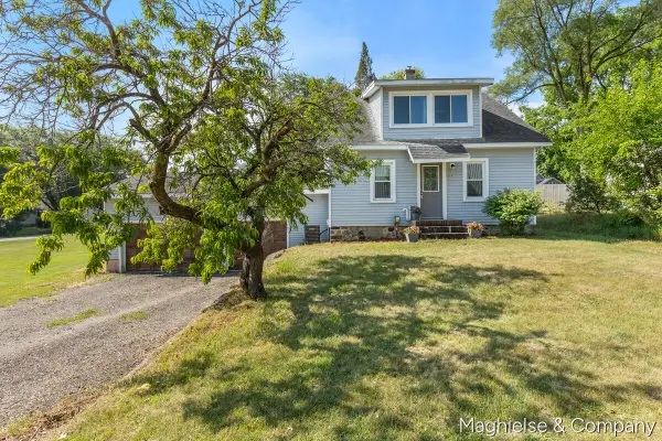116 Washington Street, Middleville, MI 49333