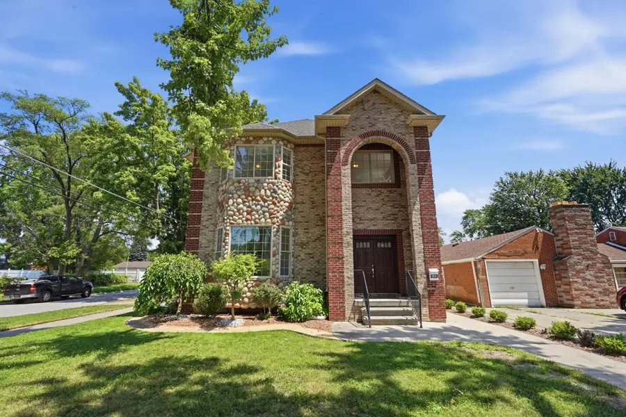 8336 Nightingale Street, Dearborn Heights, MI 48127 - #3