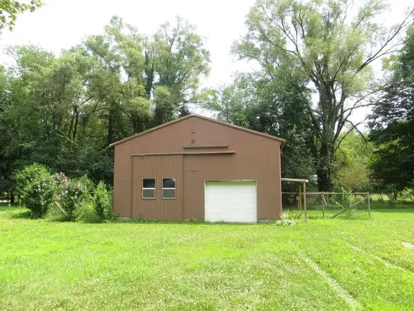 25035 Maple Street, Edwardsburg, MI 49112