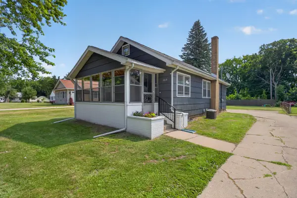 703 Winifred Street, Jackson, MI 49202