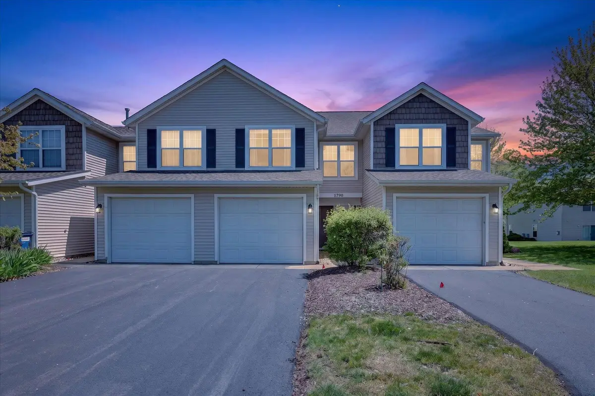 1790 Grand Court Ne #35, Grand Rapids, MI 49525 - #1