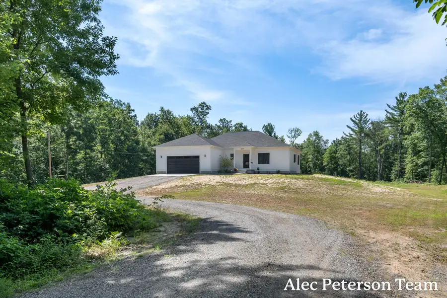 6069 Ruthie Lane, Fruitport, MI 49415 - #2