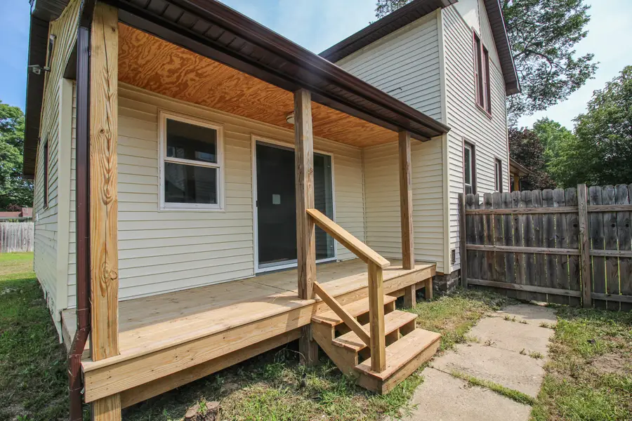 112 N Andrews Street, Three Rivers, MI 49093 - #3