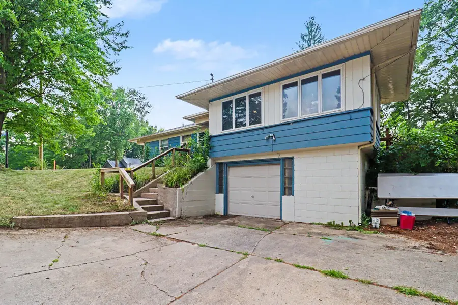 204 W Main Street, Edmore, MI 48829 - #3