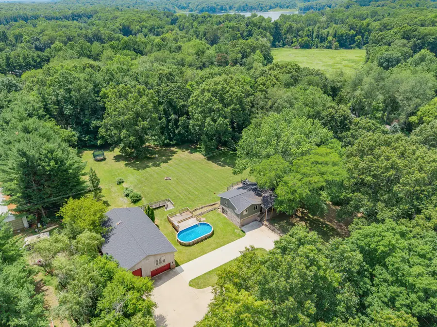 9625 Glenn Road, Waterloo, MI 49240 - #2