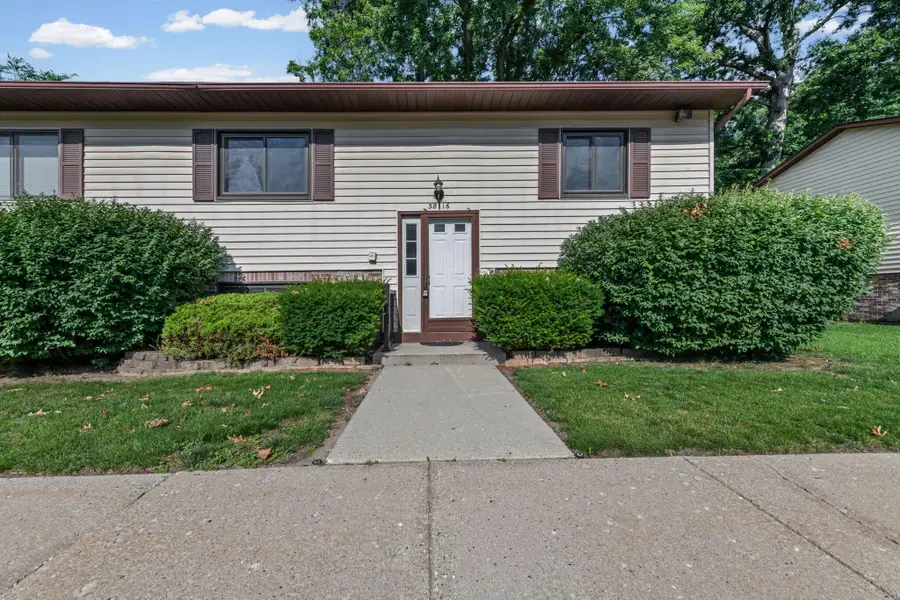 38116 Hixford Place, Westland, MI 48185 - #2