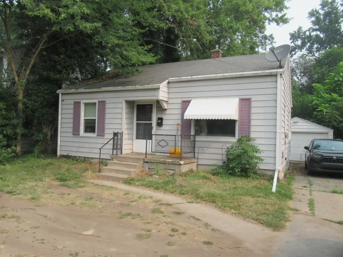1507 Leonard Street Ne, Grand Rapids, MI 49505 - #1