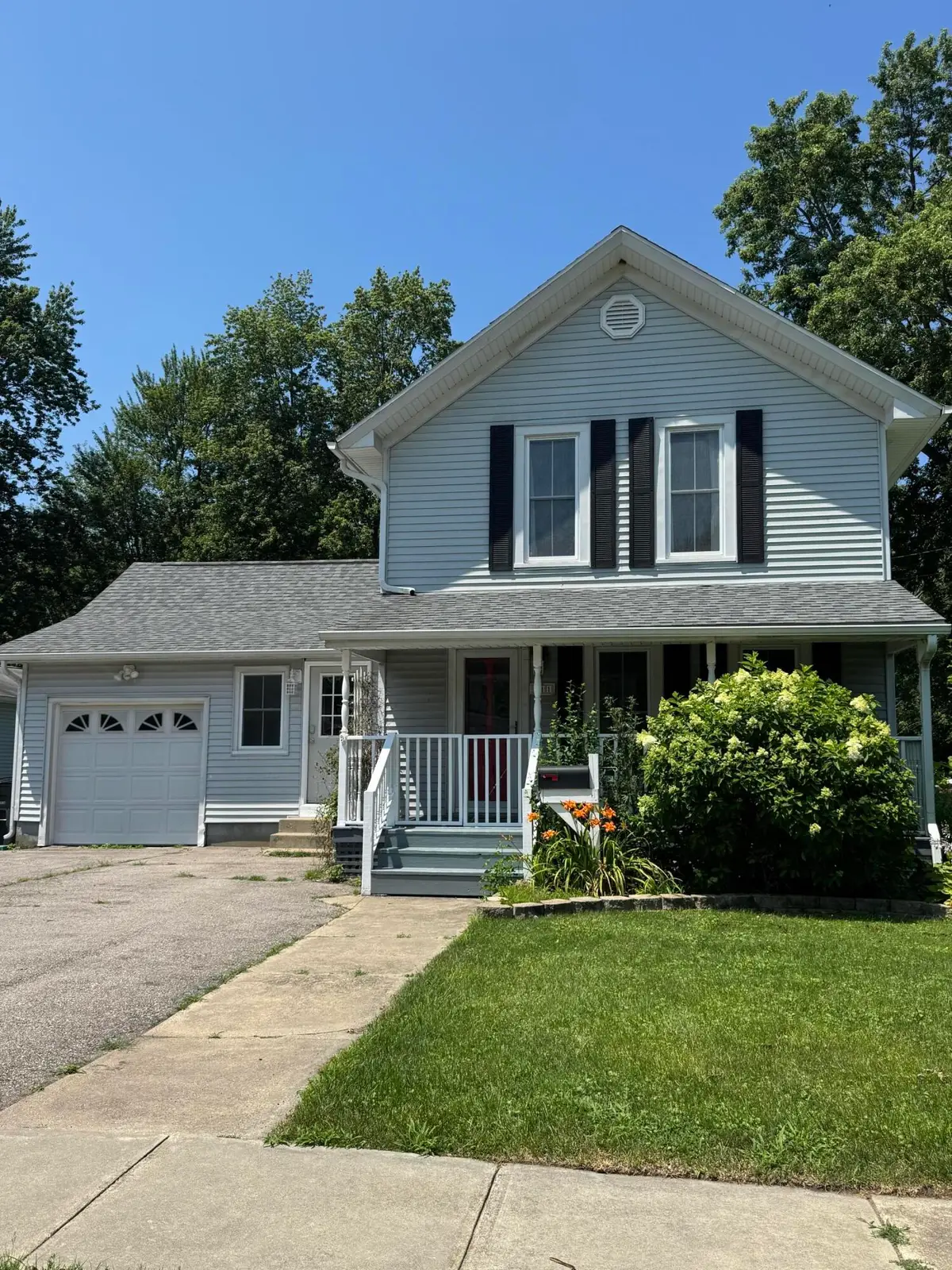 411 N Elm Street N, Three Oaks, MI 49128 - #1