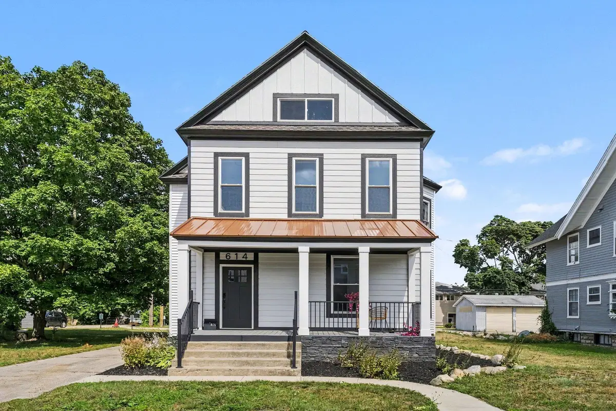 614 Fairview Avenue Ne, Grand Rapids, MI 49503 - #1