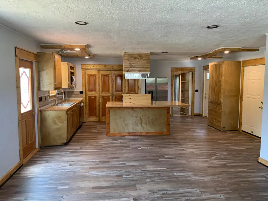 576 Pipestone Street, Benton Harbor, MI 49022 - #3
