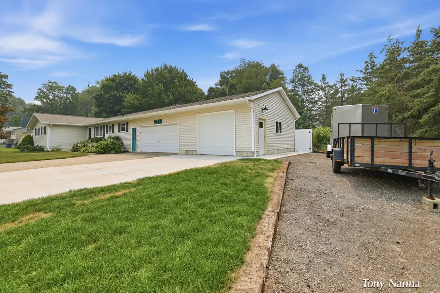 2467 Briar Avenue, Muskegon, MI 49444 - #2