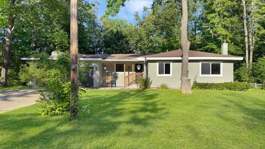 226 Seneca Place, Cadillac, MI 49601 - #2