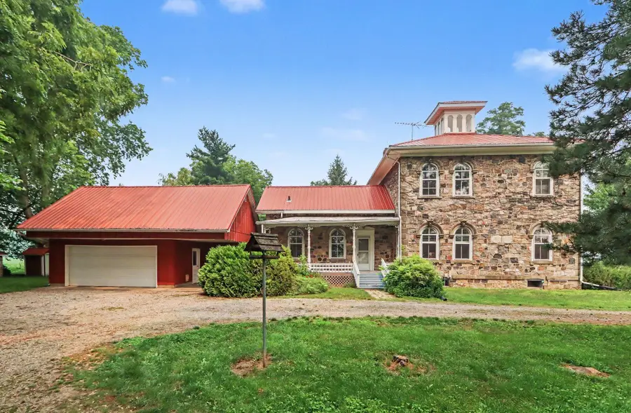 31465 W Colon Road, Colon, MI 49040 - #2
