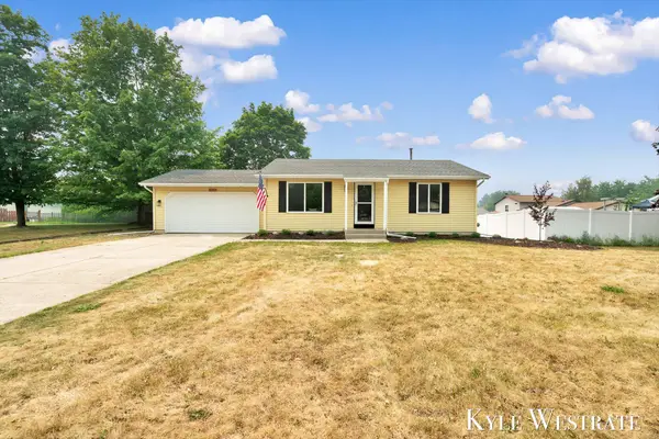5711 Discovery Drive Se, Kentwood, MI 49508