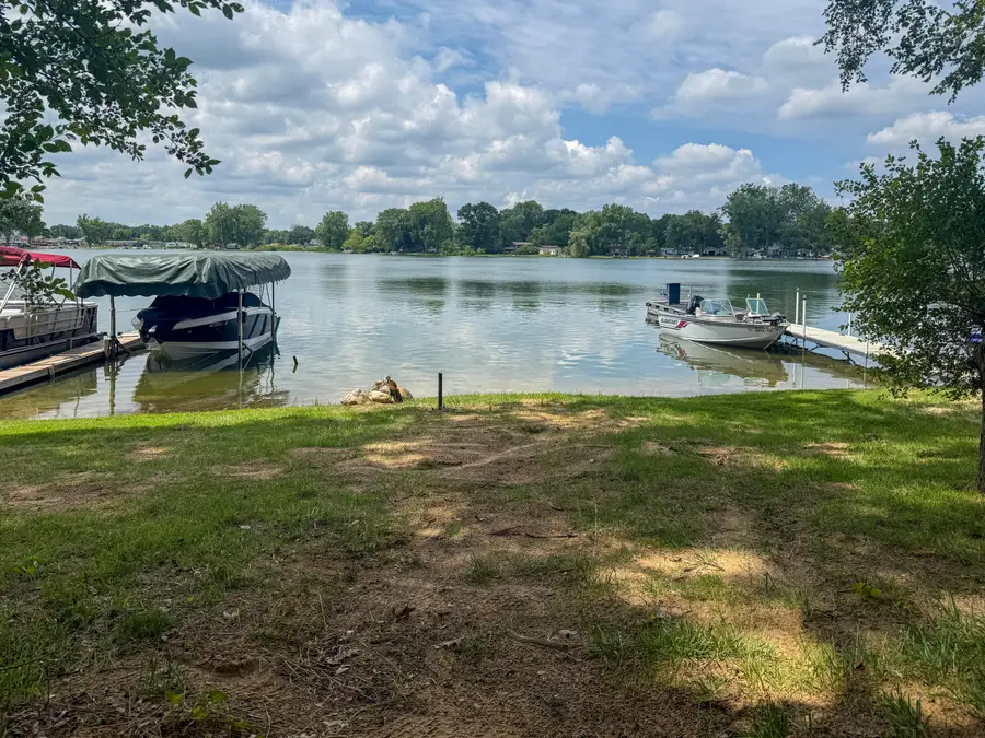 52411 Lakeview Drive, Dowagiac, MI 49047 - #3