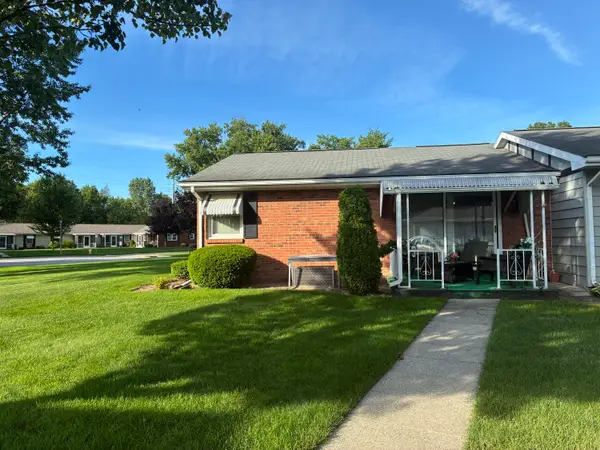 896 Andover Court Se, Kentwood, MI 49508