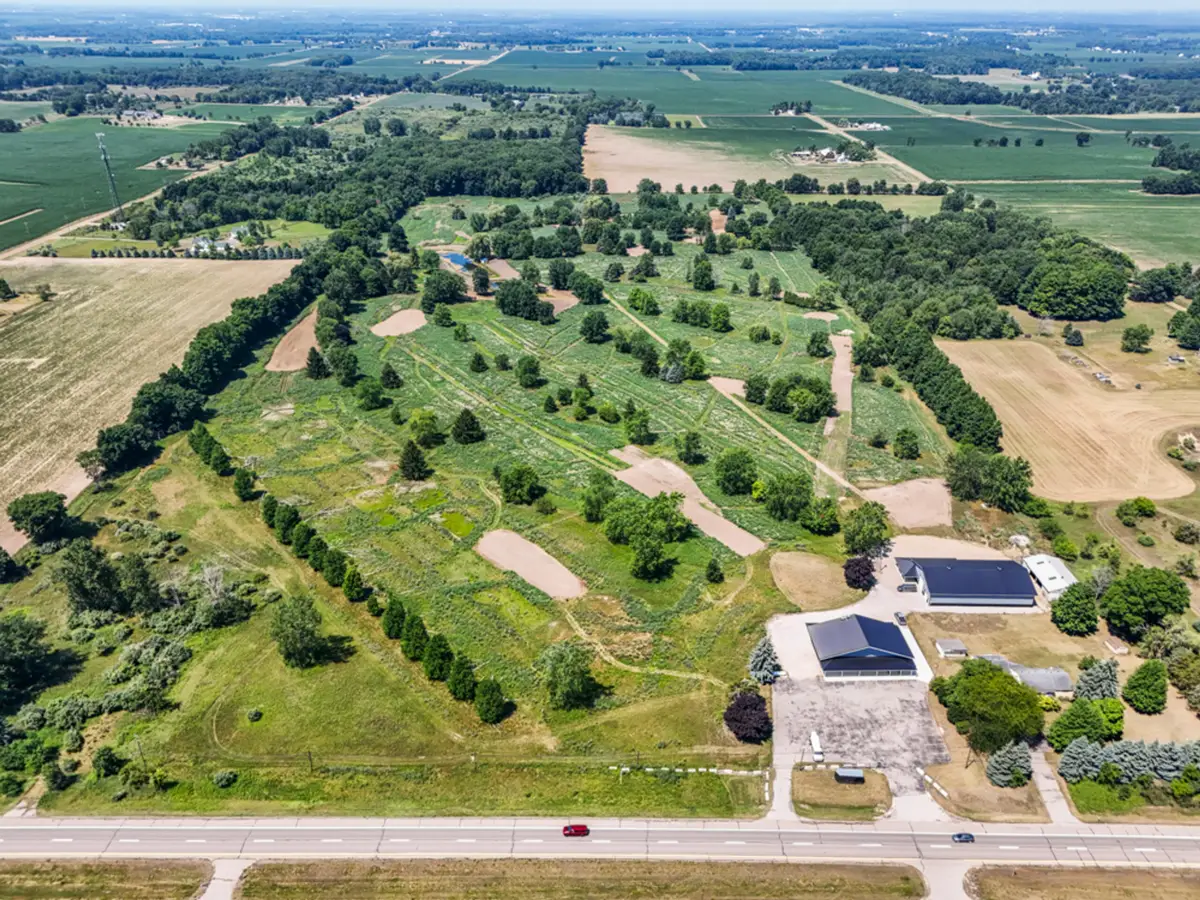 6345 N Us Highway 27, Saint Johns, MI 48879 - #1