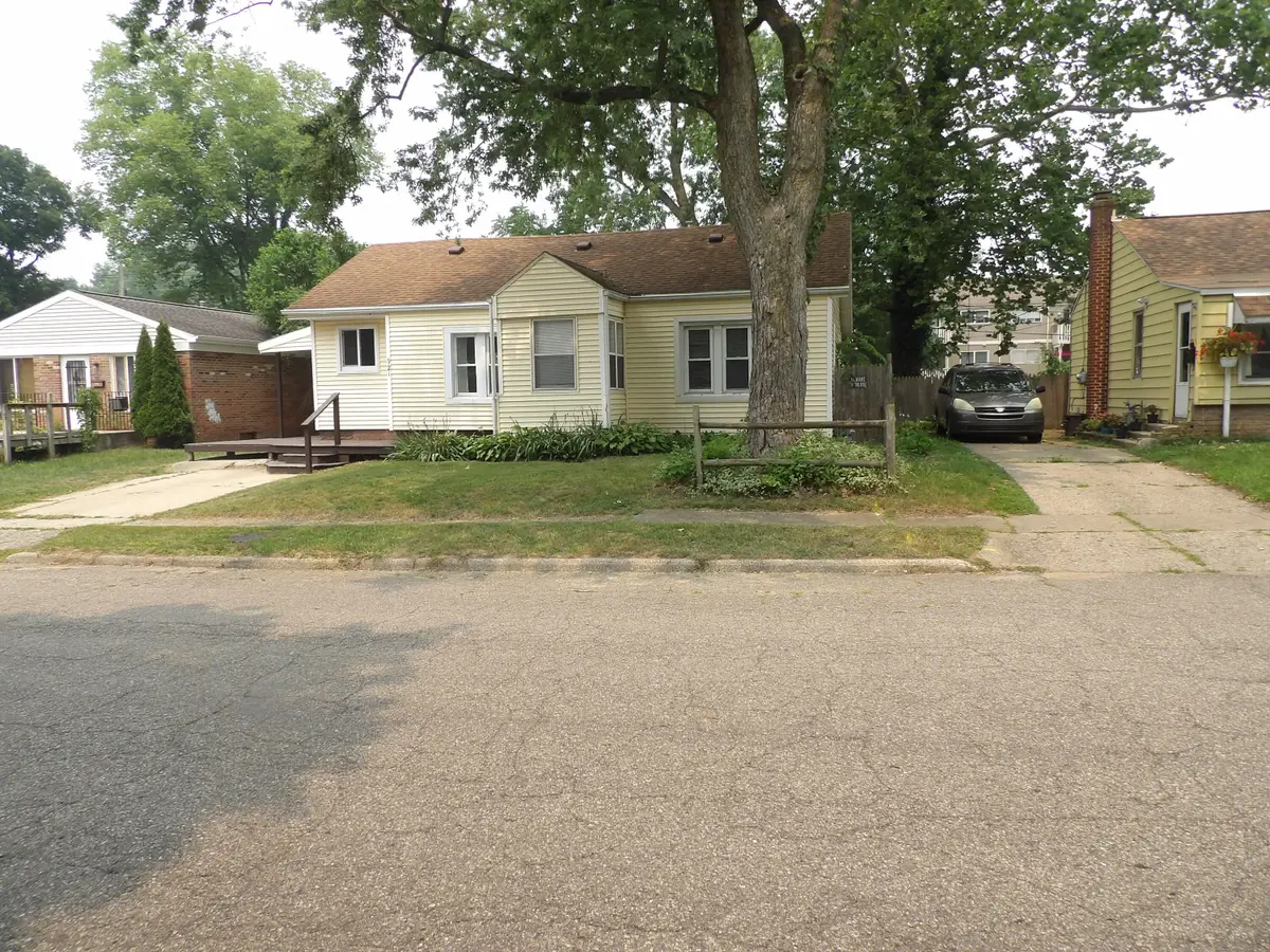 921 Burns Street, Niles, MI 49120 - #1