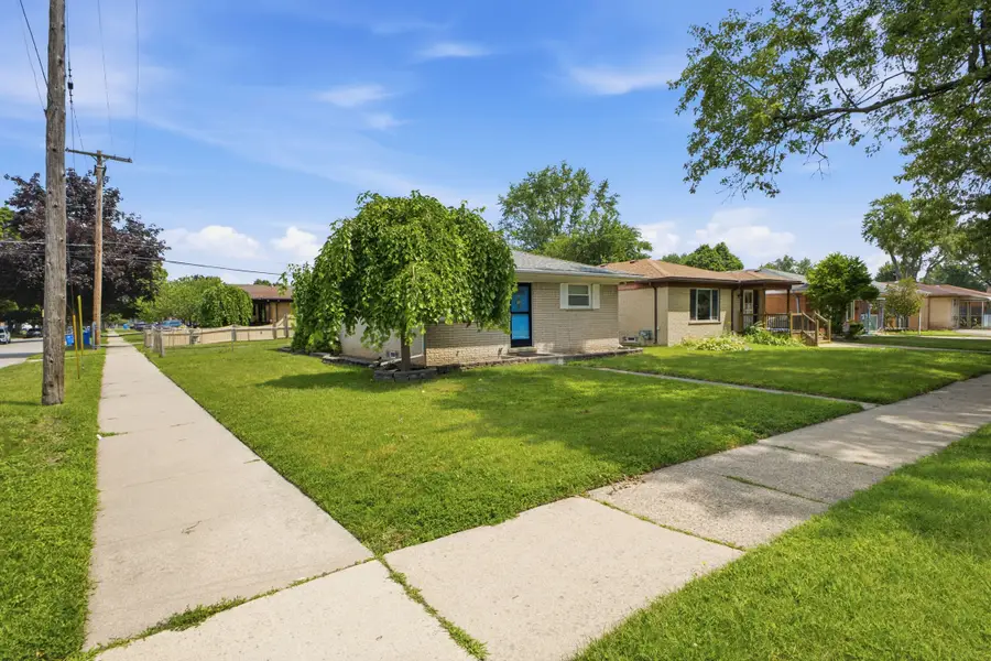 25248 Hass Street, Dearborn Heights, MI 48127 - #3