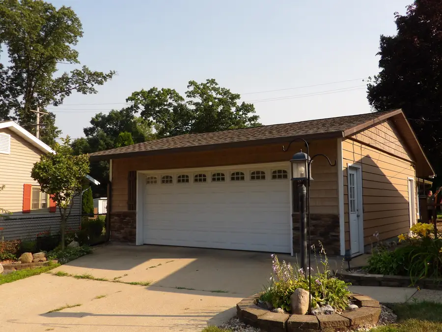 2432 Allerton Street, Niles, MI 49120 - #3