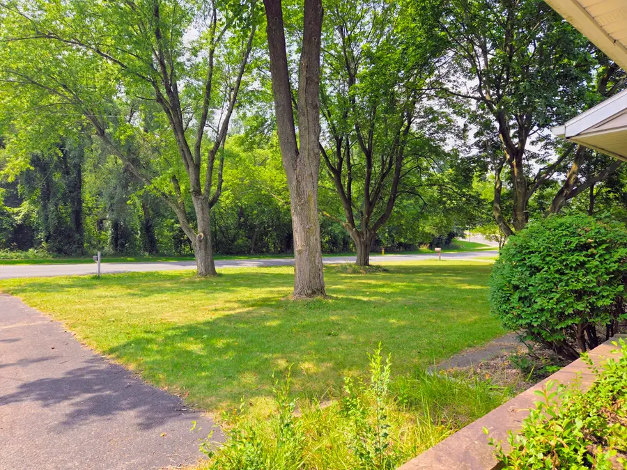 1995 E G Avenue, Kalamazoo, MI 49004 - #2