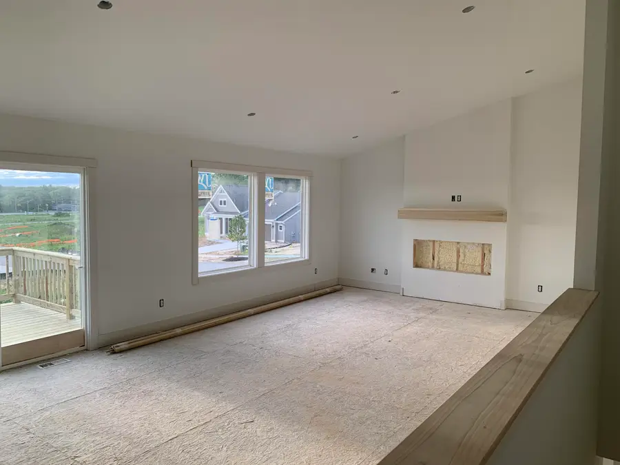 4814 Bethpage Drive Nw, Comstock Park, MI 49321 - #2