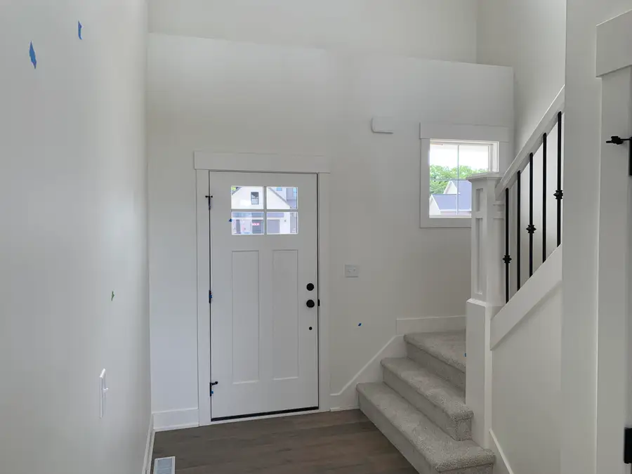 6554 Ravine Point Drive Ne, Rockford, MI 49341 - #2