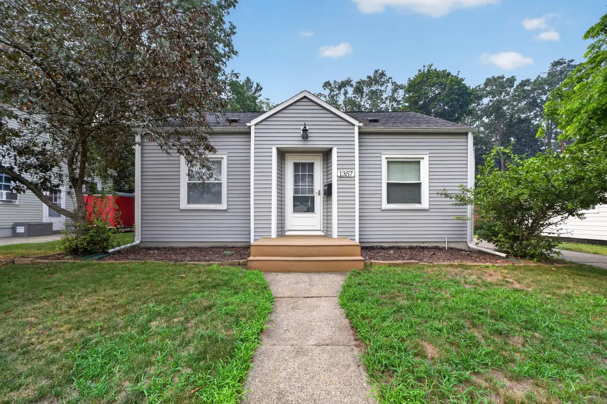 1357 Montague Avenue, Muskegon, MI 49441 - #1