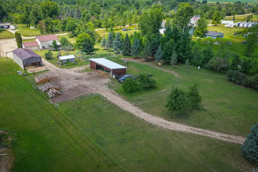 8565 S Cornwell Avenue, Clare, MI 48617 - #2