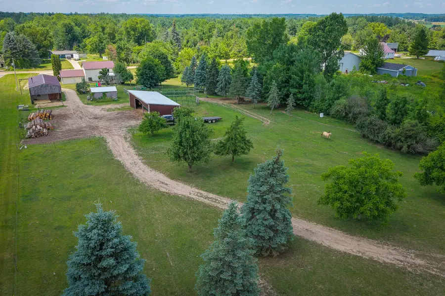 8565 S Cornwell Avenue, Clare, MI 48617 - #3