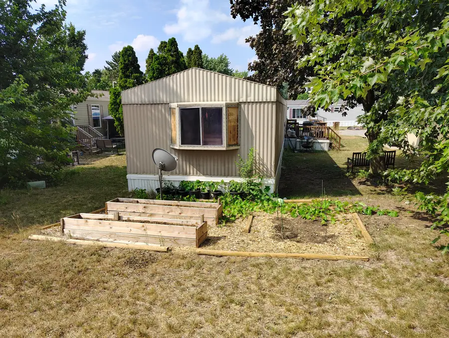 3658 Sugar Loaf Street Nw, Grand Rapids, MI 49544 - #3