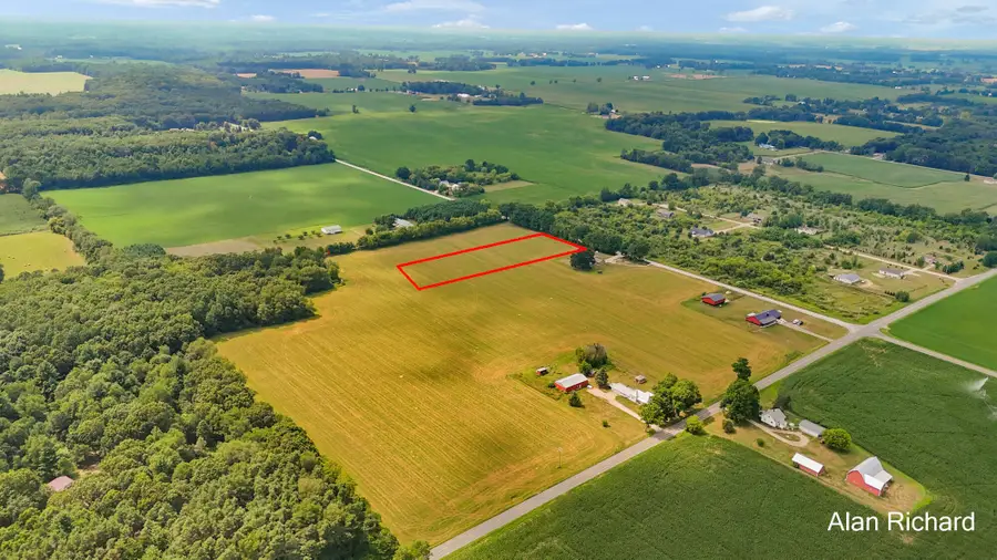 11852 Rooksby Street Ne, Sand Lake, MI 49343 - #2